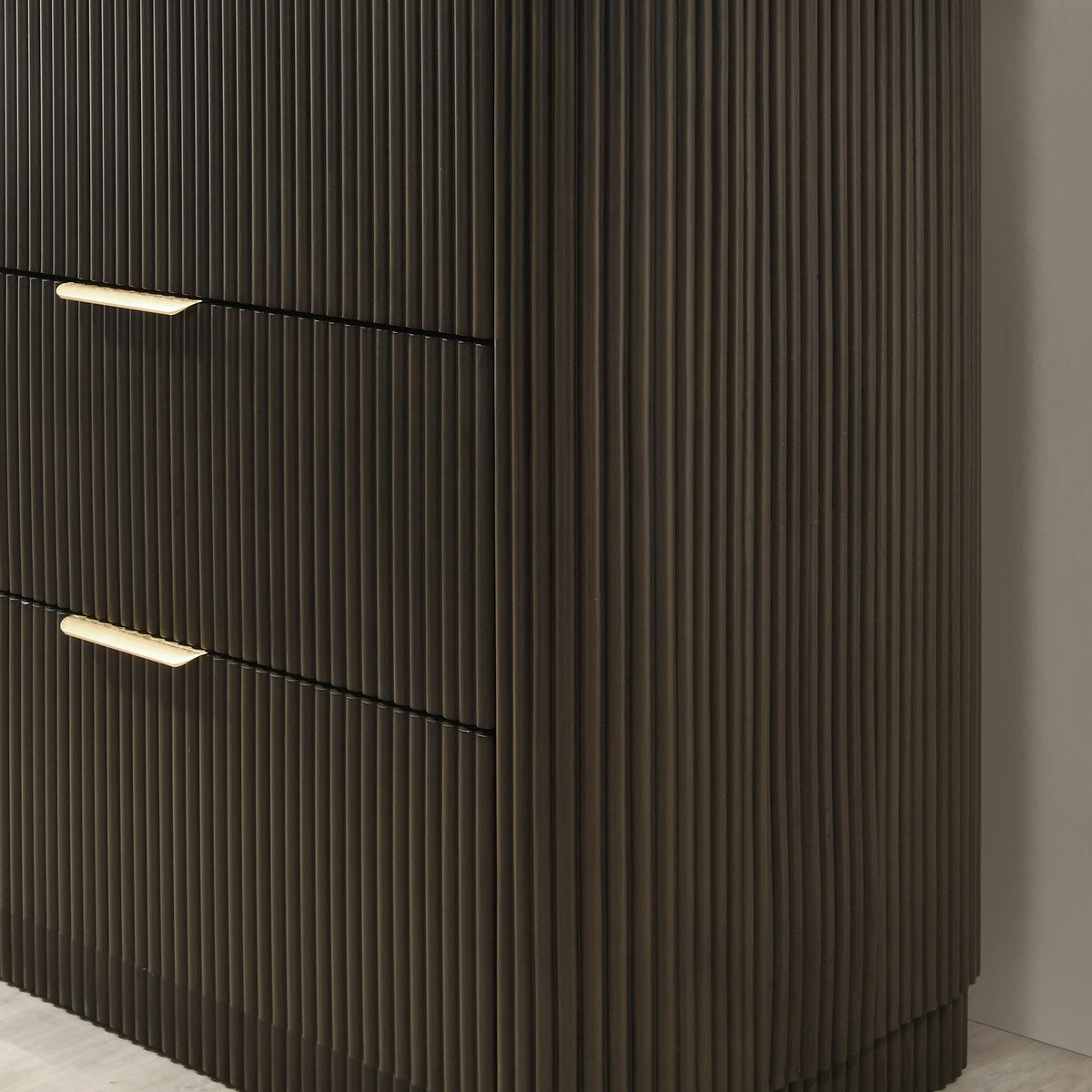 Prista Dark Walnut 6 -Drawer 63.4-In W Standard Dresser with Mirror